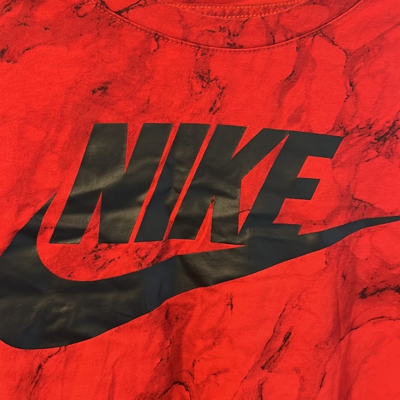 Nike - Picture 3 of 4